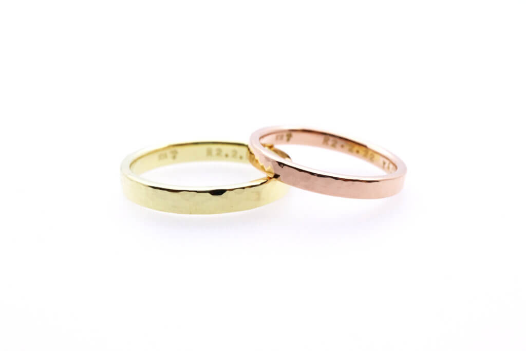 ライムゴールドとピンクゴールドの華やかな結婚指輪